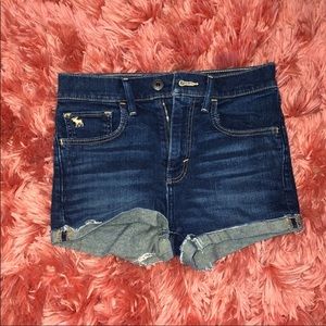 GIRLS ABERCROMBIE AND FITCH SHORTS GREAT CONDITION